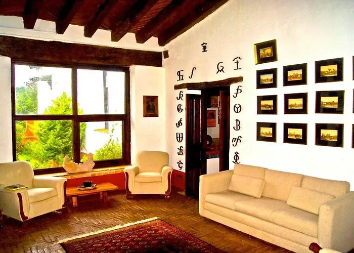 Отель Hacienda De La Luz Boutique & Mountain Park