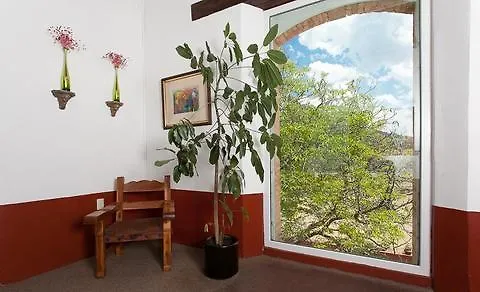 Отель Hacienda De La Luz Boutique & Mountain Park